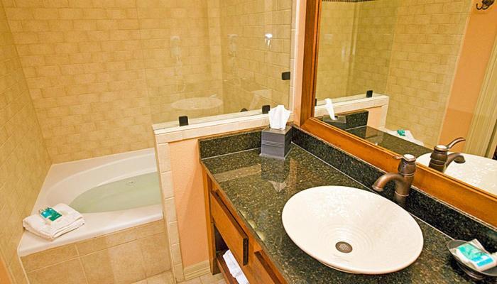 Salado Creek Hotel